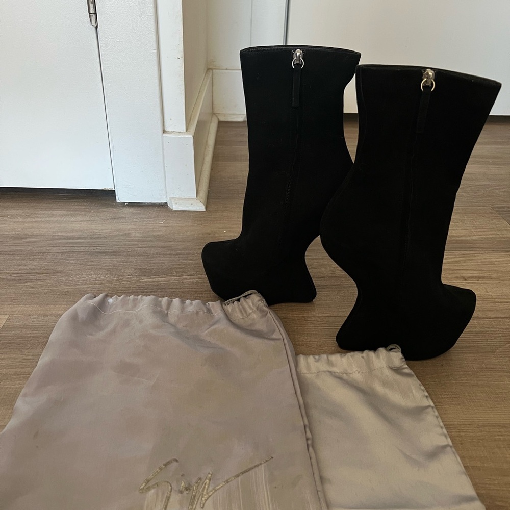 Giuseppe Zanotti Black Suede Platform Boot